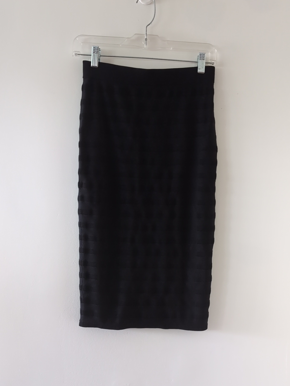 Anthropologie John + Jenn Black Textured Pencil Midi Skirt Size S